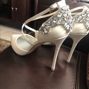 WHITE by Vera Wang Bridal Heels 8.5